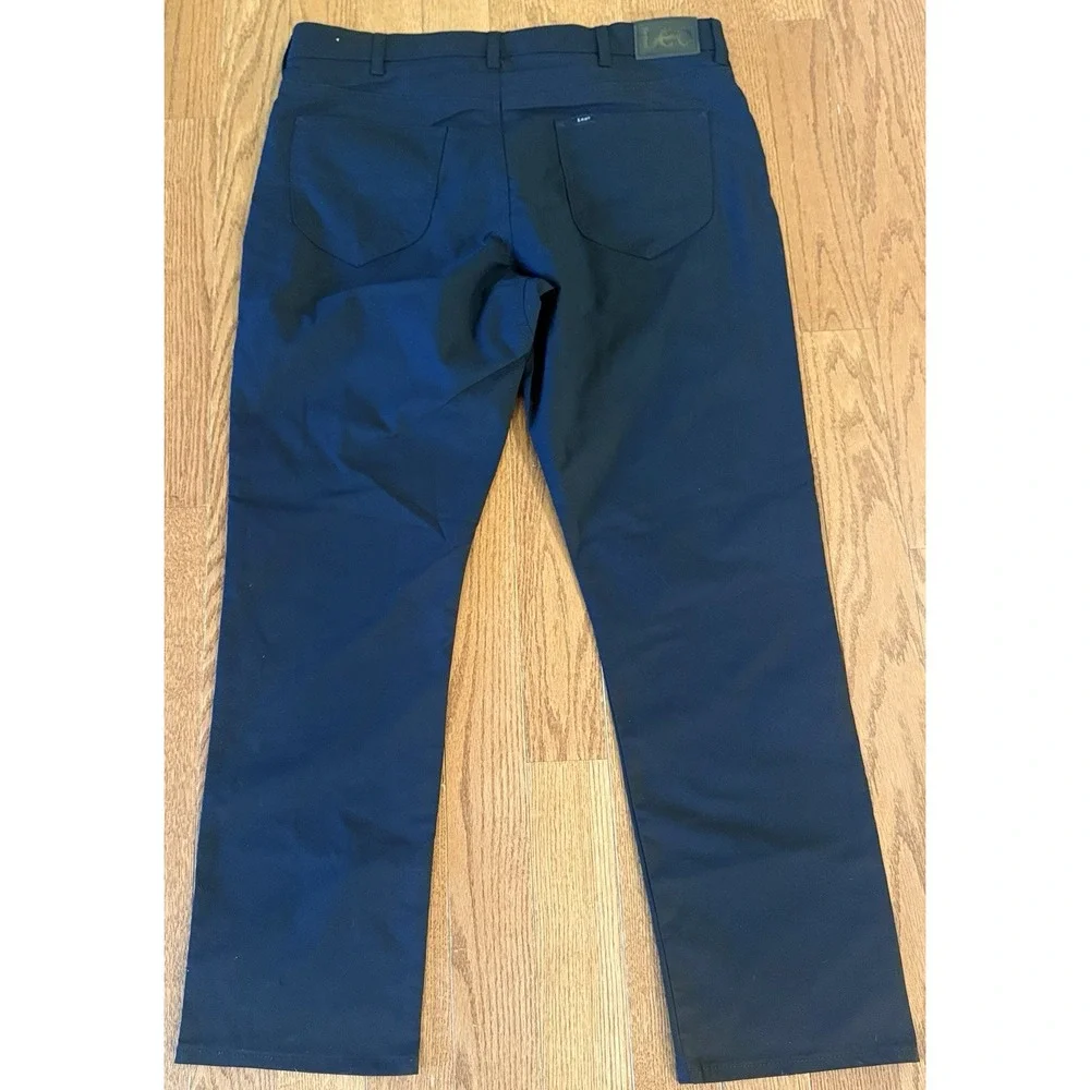 NWT Lee Men's Velocity Pant 38x32 Regular Fit W/ Comfort Band Black Golf Casual